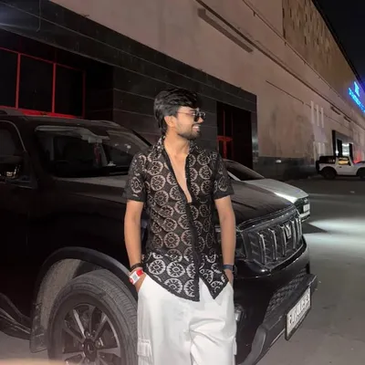 MANISH | Social Media Manager profile