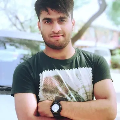 Manish Kaushik profile
