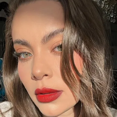 Maria souza profile