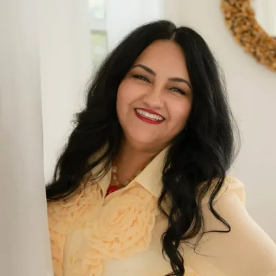 Silvia S.S. | LATINA LIVING profile