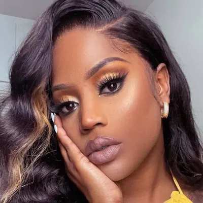 Tamika Young ✨ profile