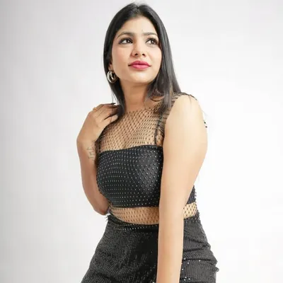 AARTI ✨ profile