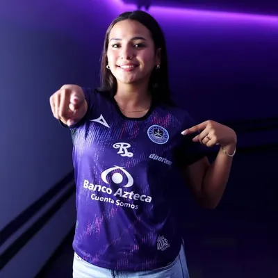 Mia Alday profile