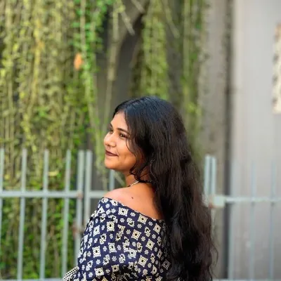 jÿôťi🧿 profile