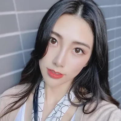 席晴momo profile