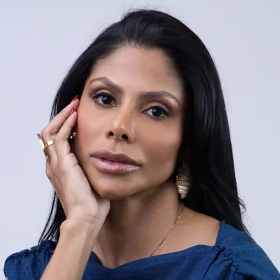 Monara Gomes profile