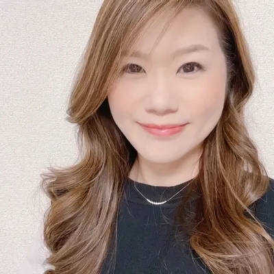 大人かわいいフラワーネイル┊ ネイルレッスン┊ 大阪 上新庄┊ Miki profile