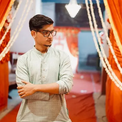 Nilabhro❤️✌️ profile