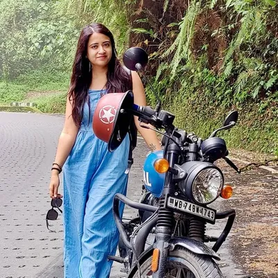 NEHA PURI ☘️ Hungry Traveller profile