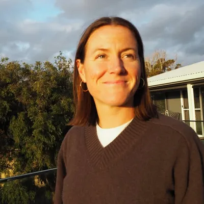 Nicola Barr profile