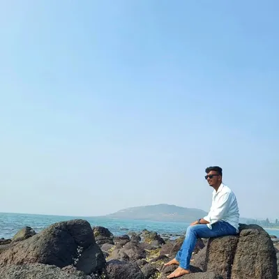 yash_solanke_ profile