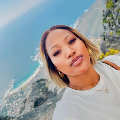 Nonhle profile