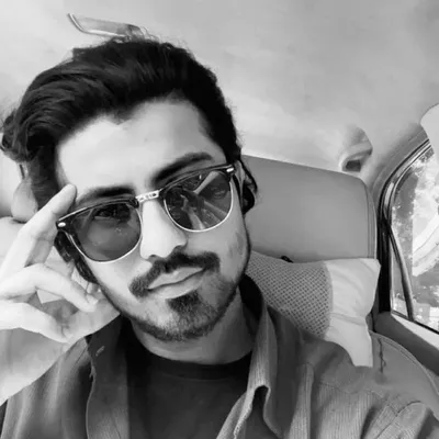 Owais Husain Siddiqui ๐ด profile