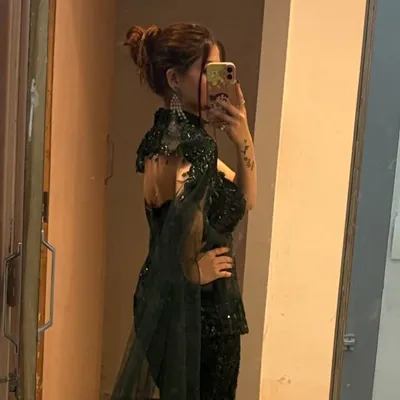 Pari negi profile