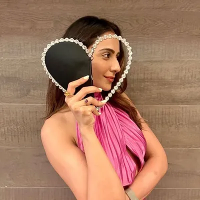 Pratiksha profile