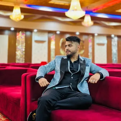 đź‘‘Pranav Sharmađź‘‘ profile