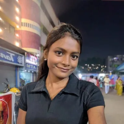 পূজা 🌼🌚 profile