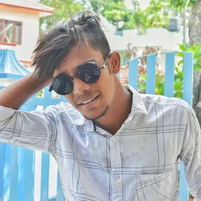 Rishy Devan★ profile