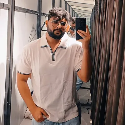 Raaj Naik profile