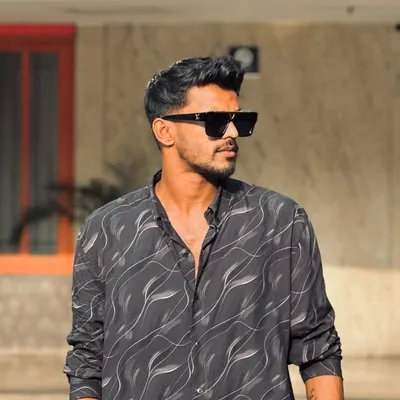 Navaneeth🤍 profile