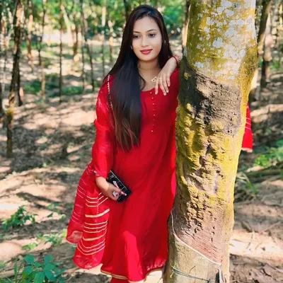 Riya Kar profile