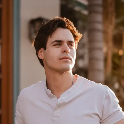 Rodrigo Negrete profile