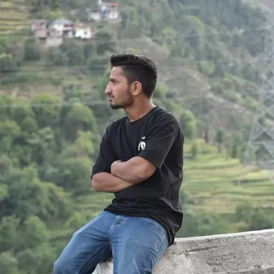 Rohit Thakur profile