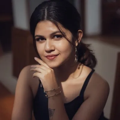 Roshni Singh profile
