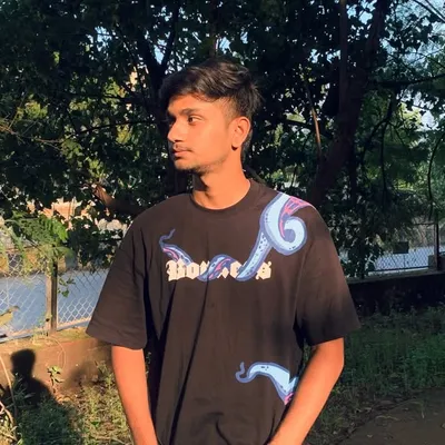 ꜱᴀʜɪʟ ;) profile