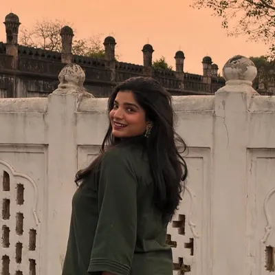 Sakshi Golhar profile