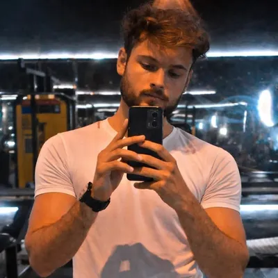 sÃLìk ZûbéR profile