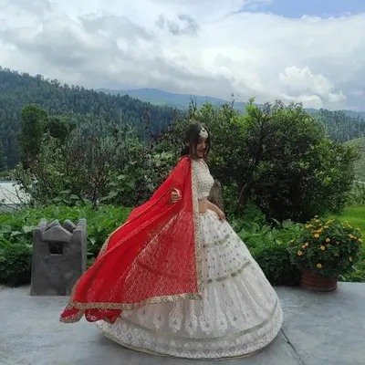 sandhya dhek profile