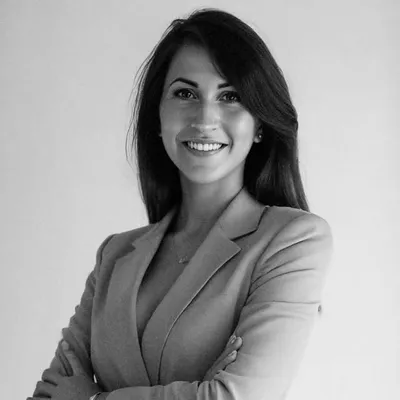 Sarah ⎢ UGC ✧ Business ✧ Momlife profile