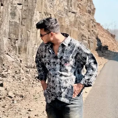 Sarthak ๐ท profile