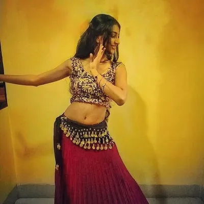 Sharvari Dhavale profile