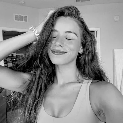 Shami ♡ Wellness + Lifestyle Creator profile