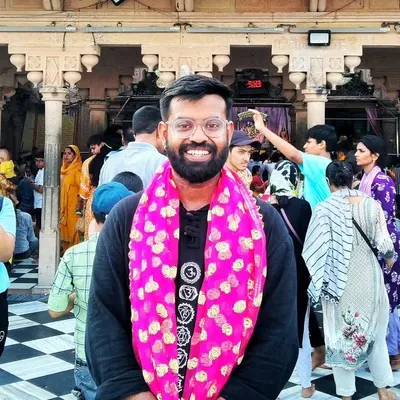 Adv. Shubham Mangrudiya profile