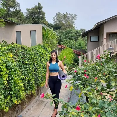 Siddhi Pareek Soni | Certified Yoga Teacher profile