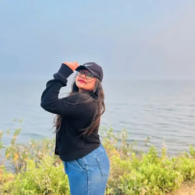 SNEHA RAJPUT ✨ profile
