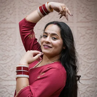 Sonakshi Malhotra | Semi-Classical profile