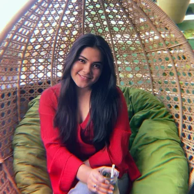 Vaishnavi Rawat • Food • Travel • Life profile