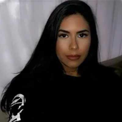 Sarah ♈️ profile