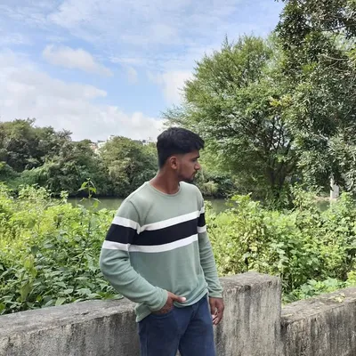 Srujann🌪 profile