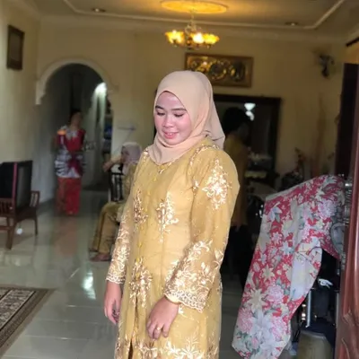 Syafira Roslan profile