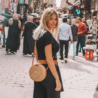 @jessicathivenin profile