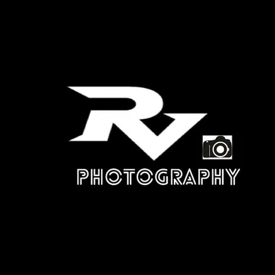 The Artistic Lens profile