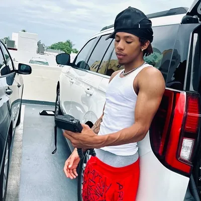 Ty Brazy profile