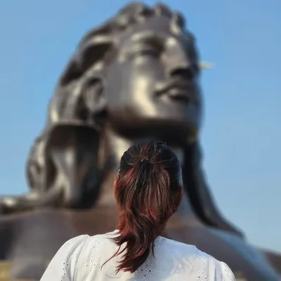 ꜱᴏᴜᴍyᴀ ꜱᴀᴛʜyᴀɴ🧿 profile