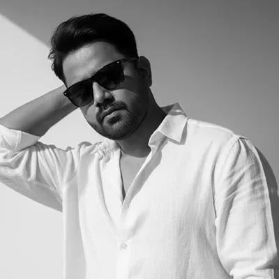 VIKAS SOLANKI profile
