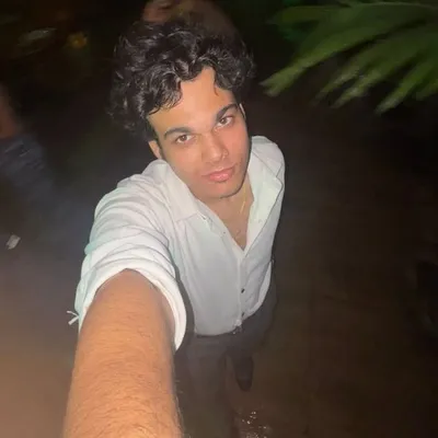 vedant🧇 profile